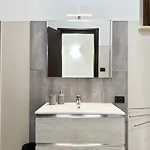 Pimagi House Detached + Parking *