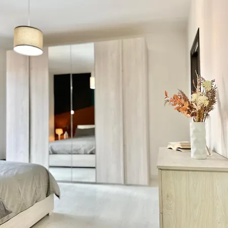 Pimagi House Detached + Parking דירה *